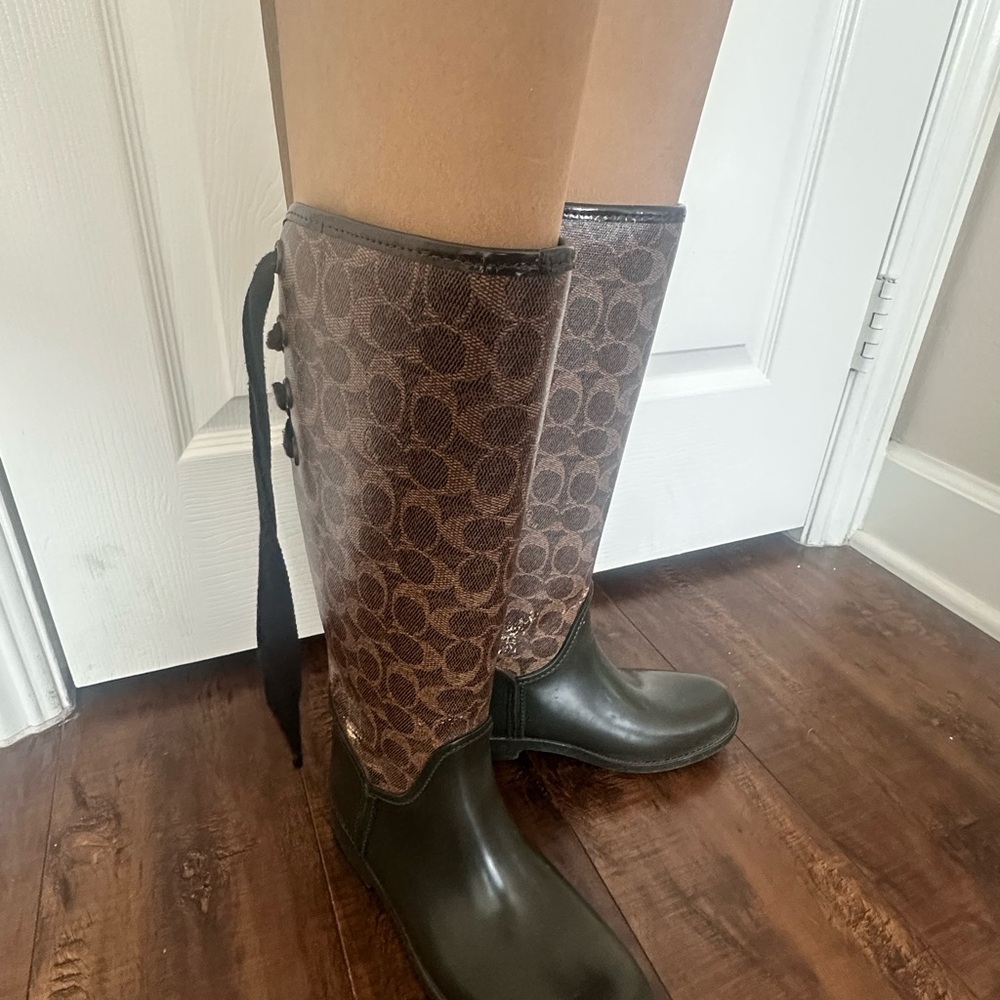 Brown and Green Lace-Up Knee-High Boots